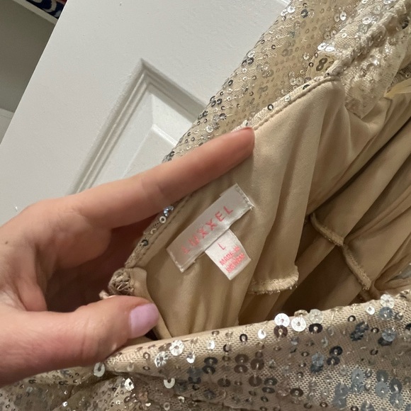 Vici sequin mini dress - Picture 6 of 8